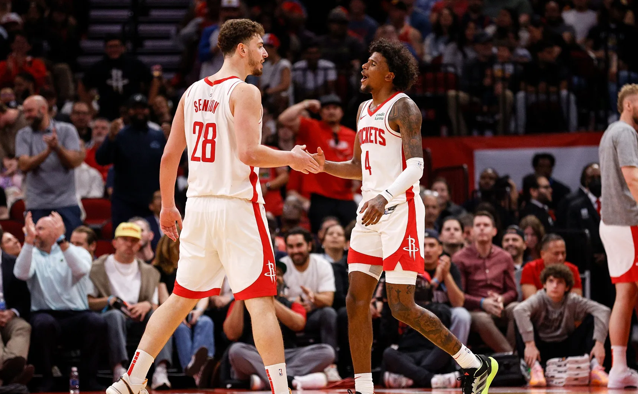 华体会中国-转折点！密尔沃基雄鹿回应争议，NBA总决赛清晨攻防权衡，压力陡增，年轻球员得到机会的简单介绍