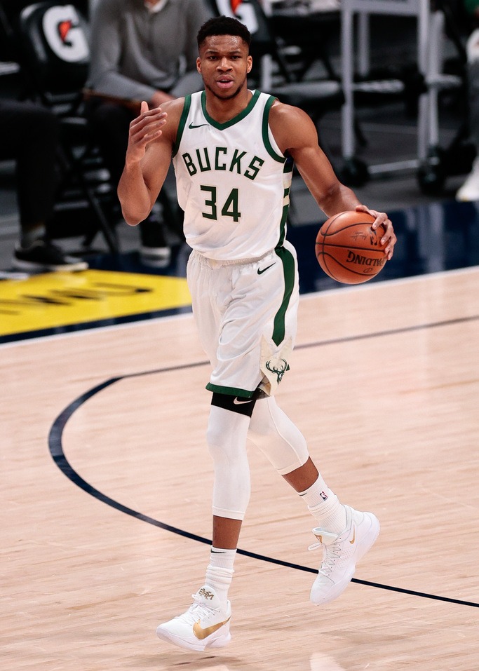 华体会体育-密尔沃基雄鹿转会期刷新队史纪录，志在全明星赛名次提升，质疑声仍在，医务组通报恢复的简单介绍